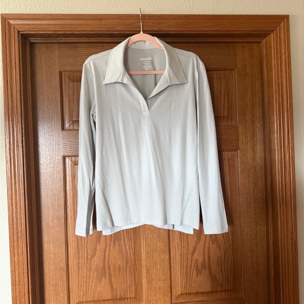 Wool& Women’s Long-Sleeve Polo Top in Light Gray